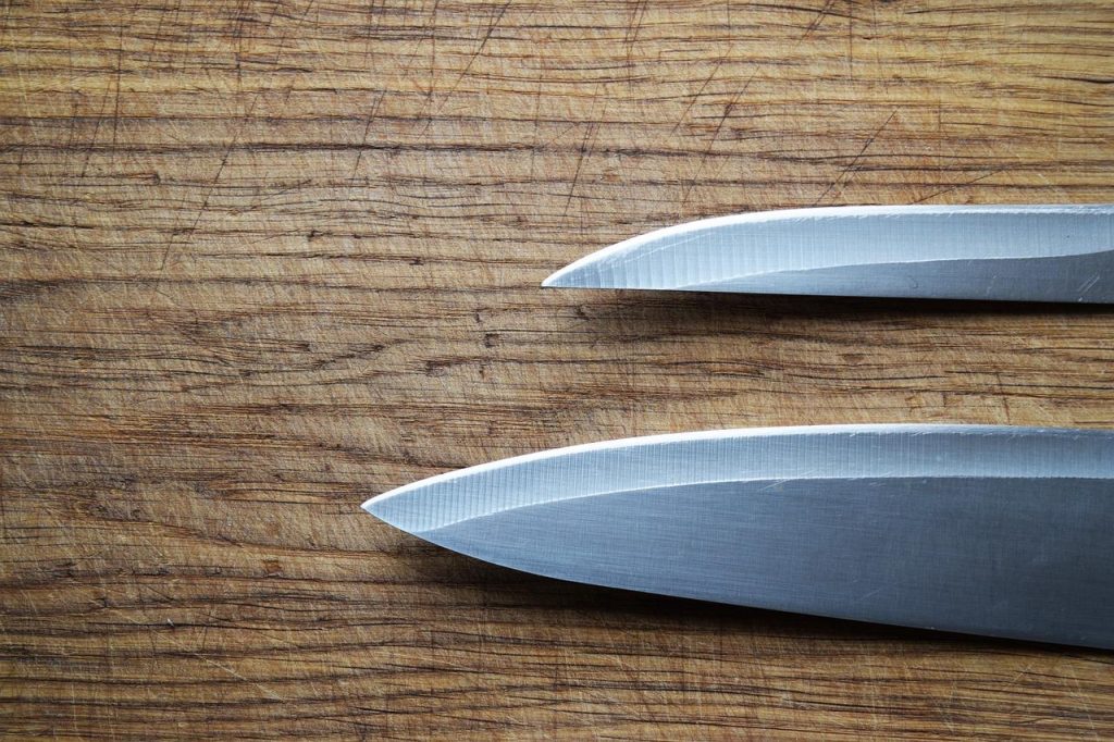 Japanse messen zoals Gyuto en Santoku - scherpe keukenmessen voor efficiënt snijden